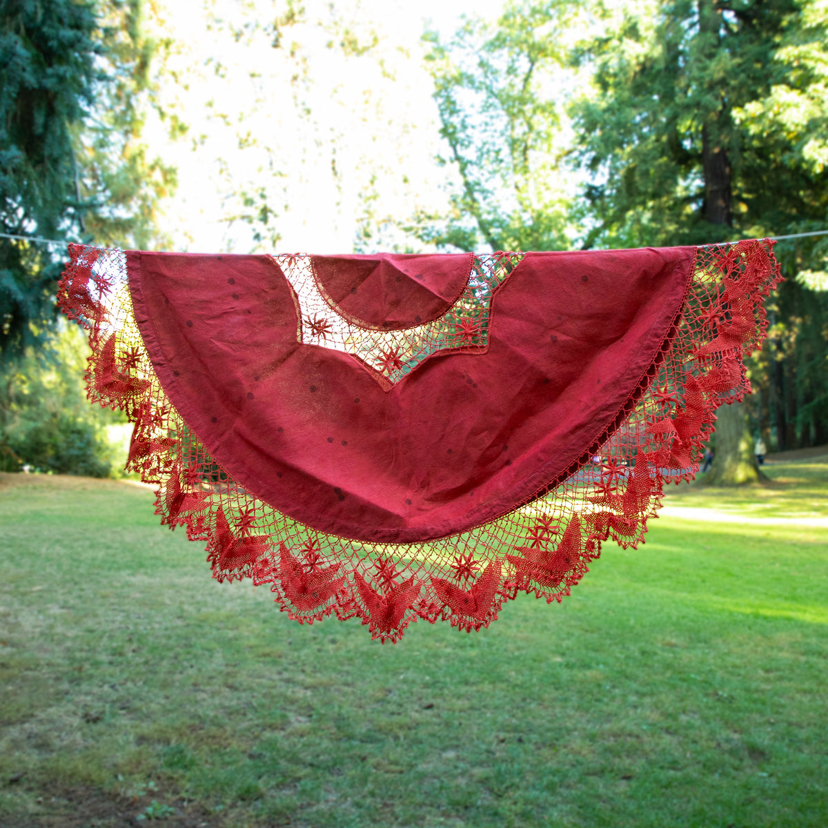 Openwork Crochet Linen Tablecloth [Speckled Rust]