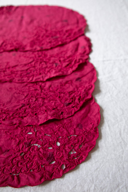 Openwork Placemats [Speckled Pinot Noir]