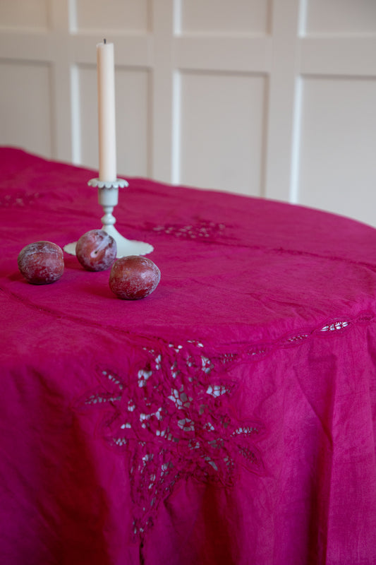 Battenburg Lace Tablecloth [Pinot Noir]