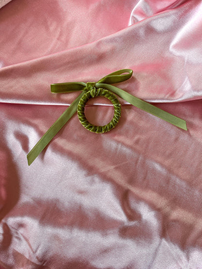 Velvet Bow Napkin Rings