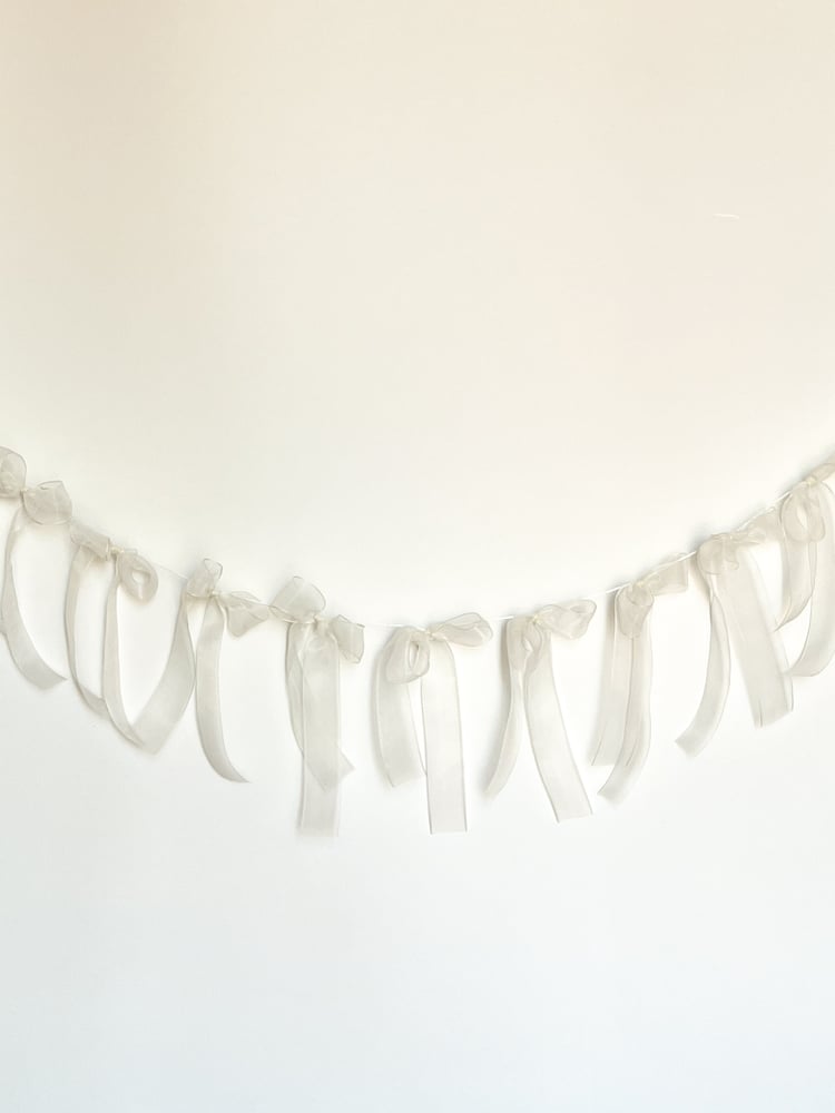 Organza Bow Garland