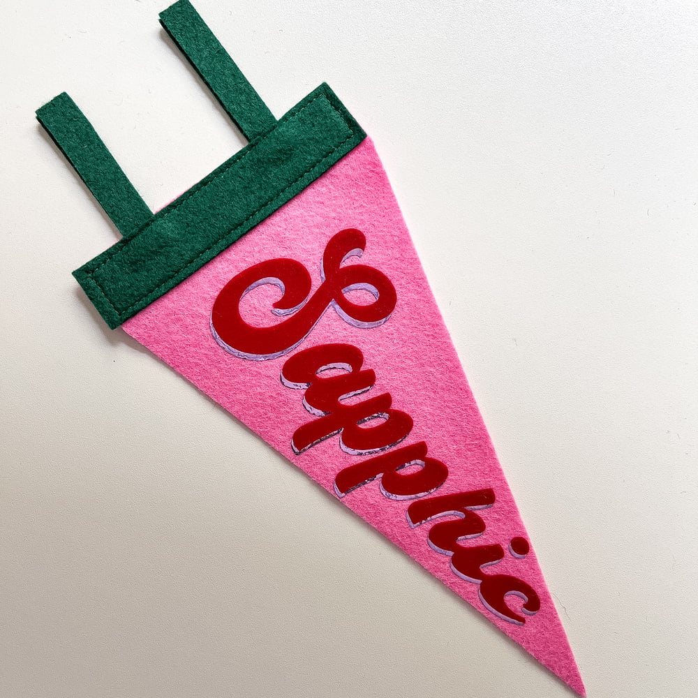Sapphic Pride Pennant [red + pink]