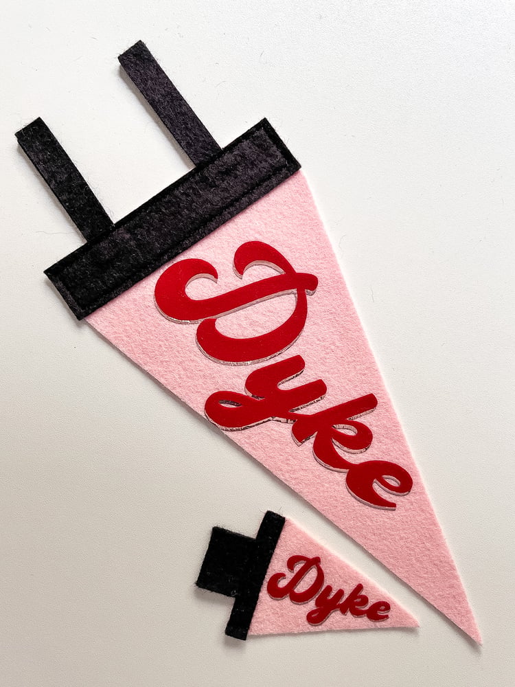 Dyke Pride Pennant [red + light pink]