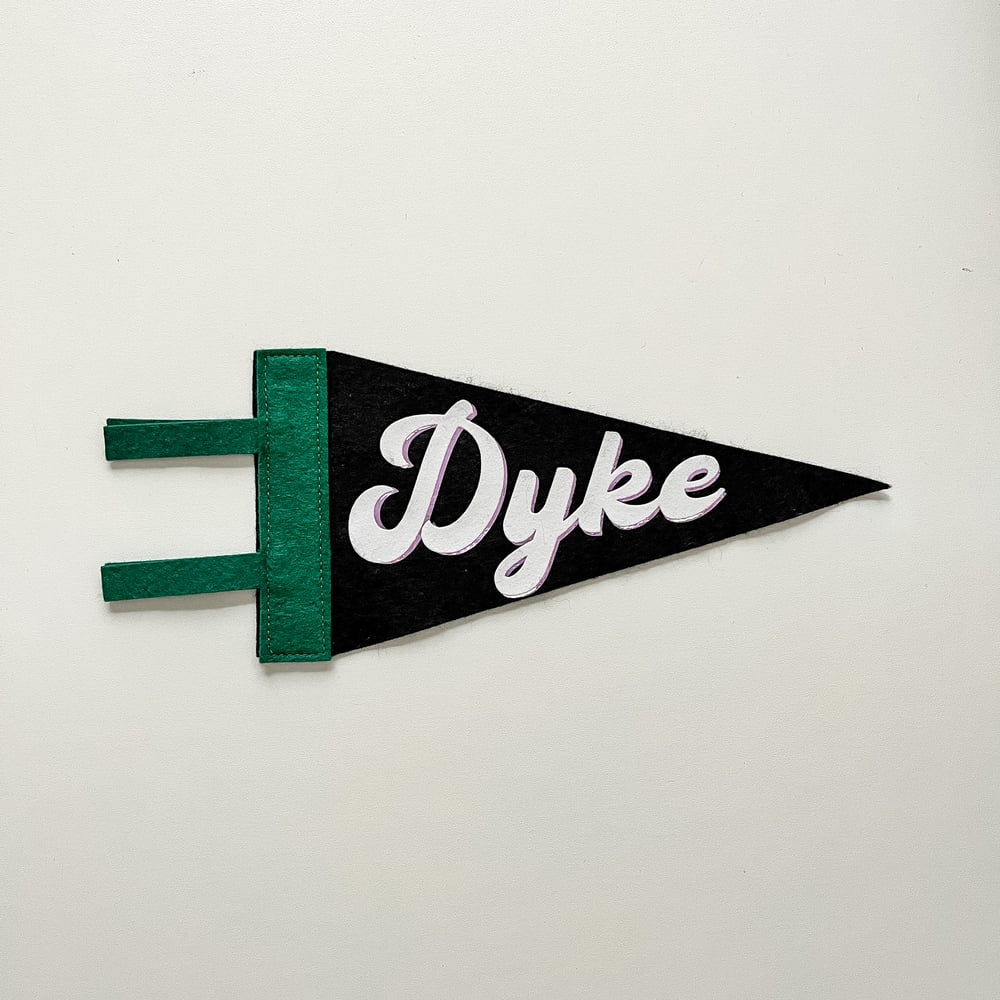 Dyke Pride Pennant [white + black]